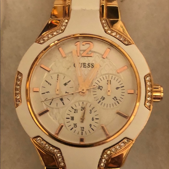 GUESS WATCH WOMEN ROSE GOLD - Picture 2 of 7